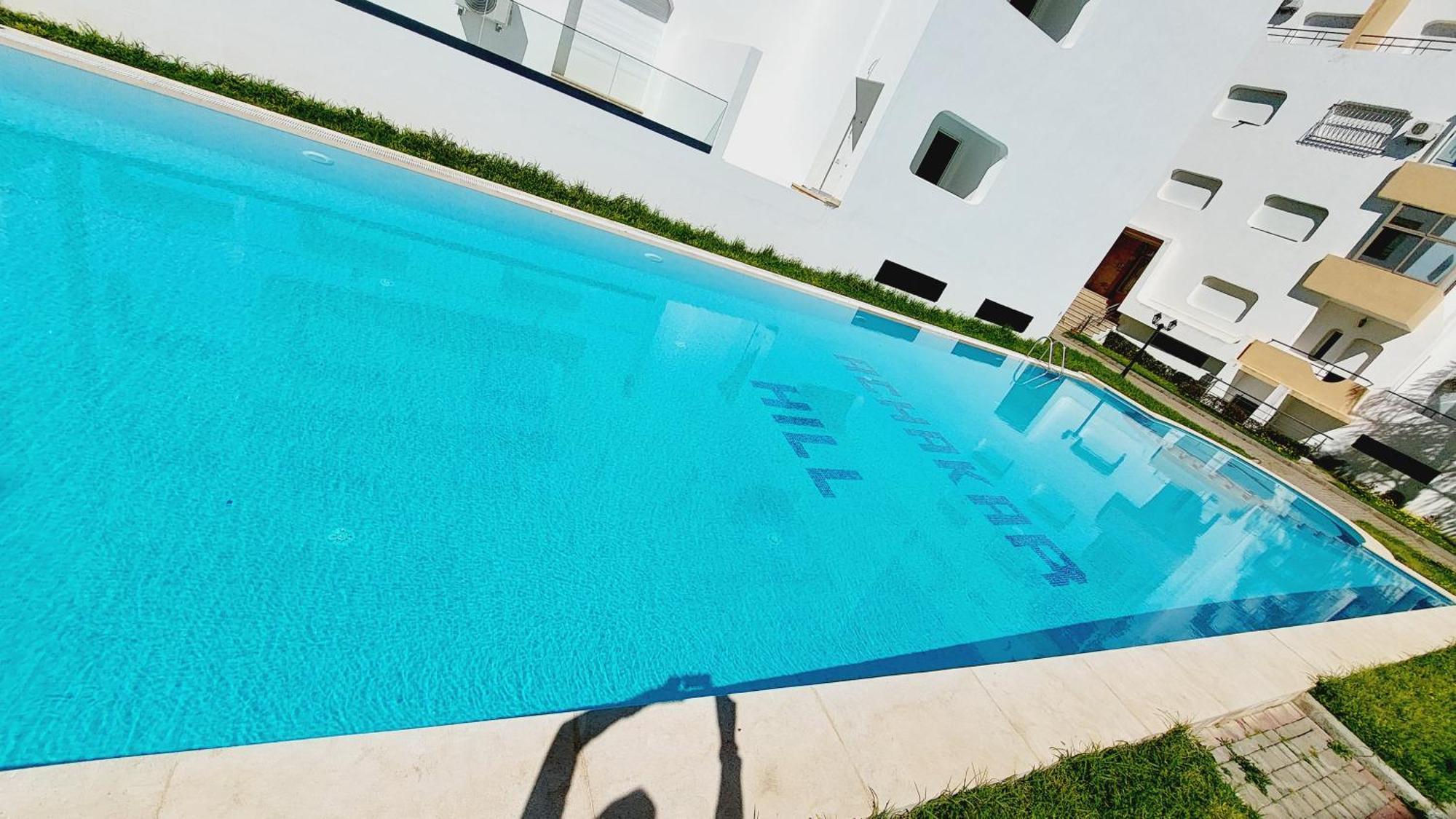 Appartement Avec Piscines, Vue Sur Mer Et Acces A La Plage A Achakar Hill, Tanger. Exteriör bild